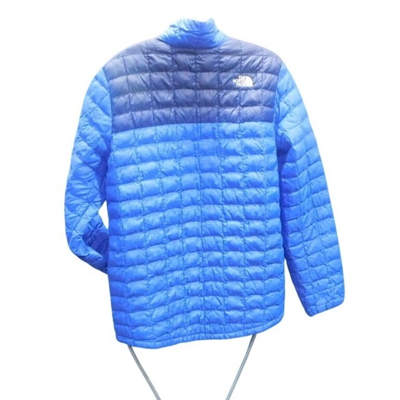 Blue puffer coat by The North Face size XL - Picture 2 of 5